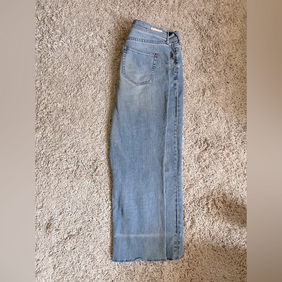 Pilcro (Anthro) Cropped Boyfriend Jeans - Picture 2 of 4
